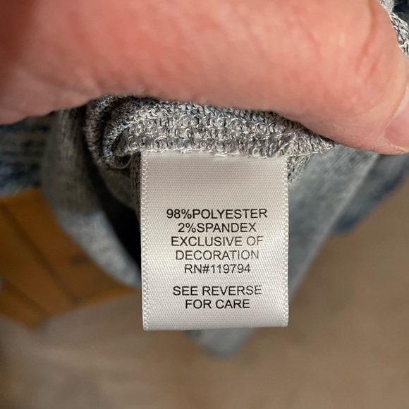 ONE WORLD Long sleeve top women's Size M - Picture 7 of 7